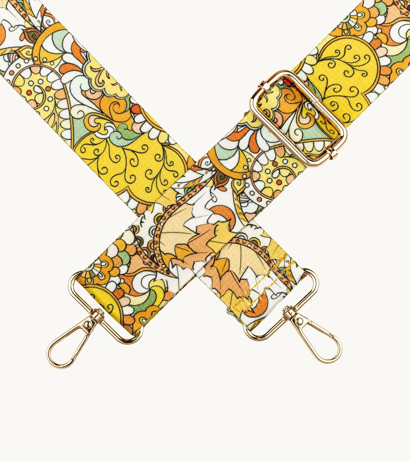 Detail crossbody popruh na mobil Strappy Art Golden Mosaic s mozaikovým vzorom v žltých odtieňoch.