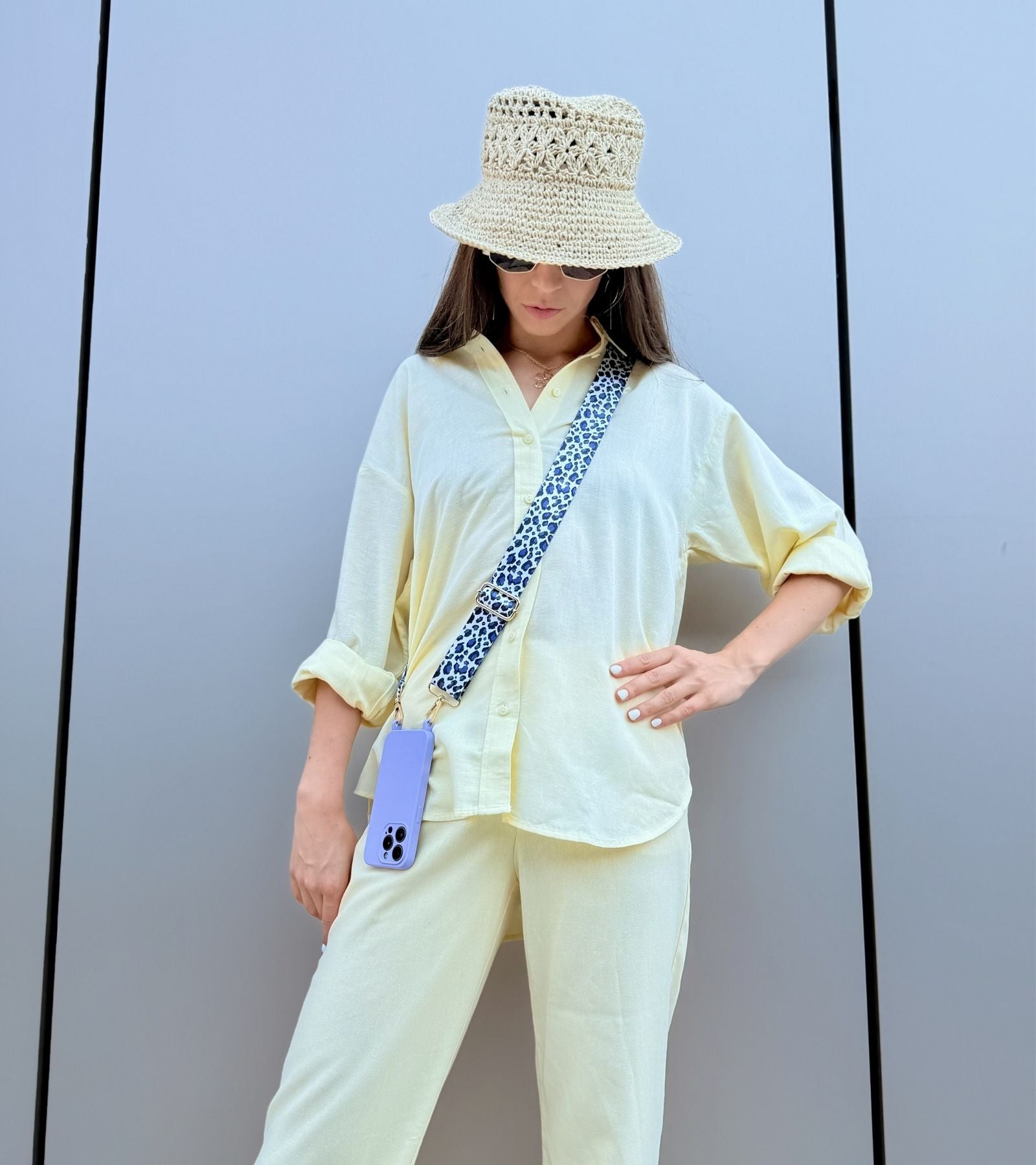 Strappy Wild – Snow Leopard